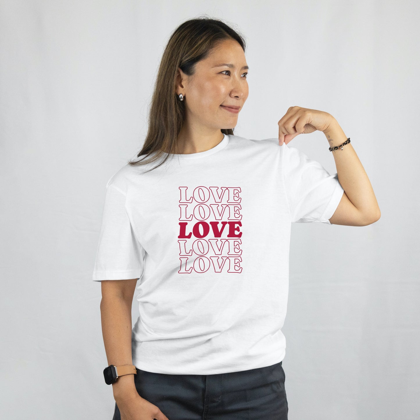 Stylish White Graphic Tee with Bold Red LOVE Design - Perfect Casual Wear